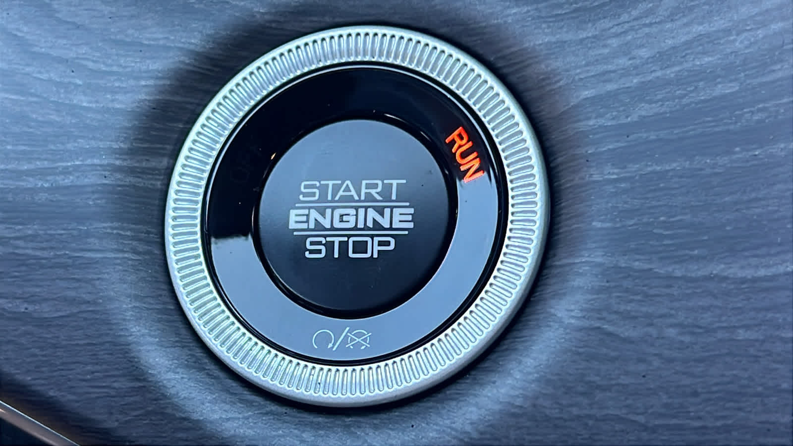 Thumbnail: 2025 Jeep Grand Cherokee - 17