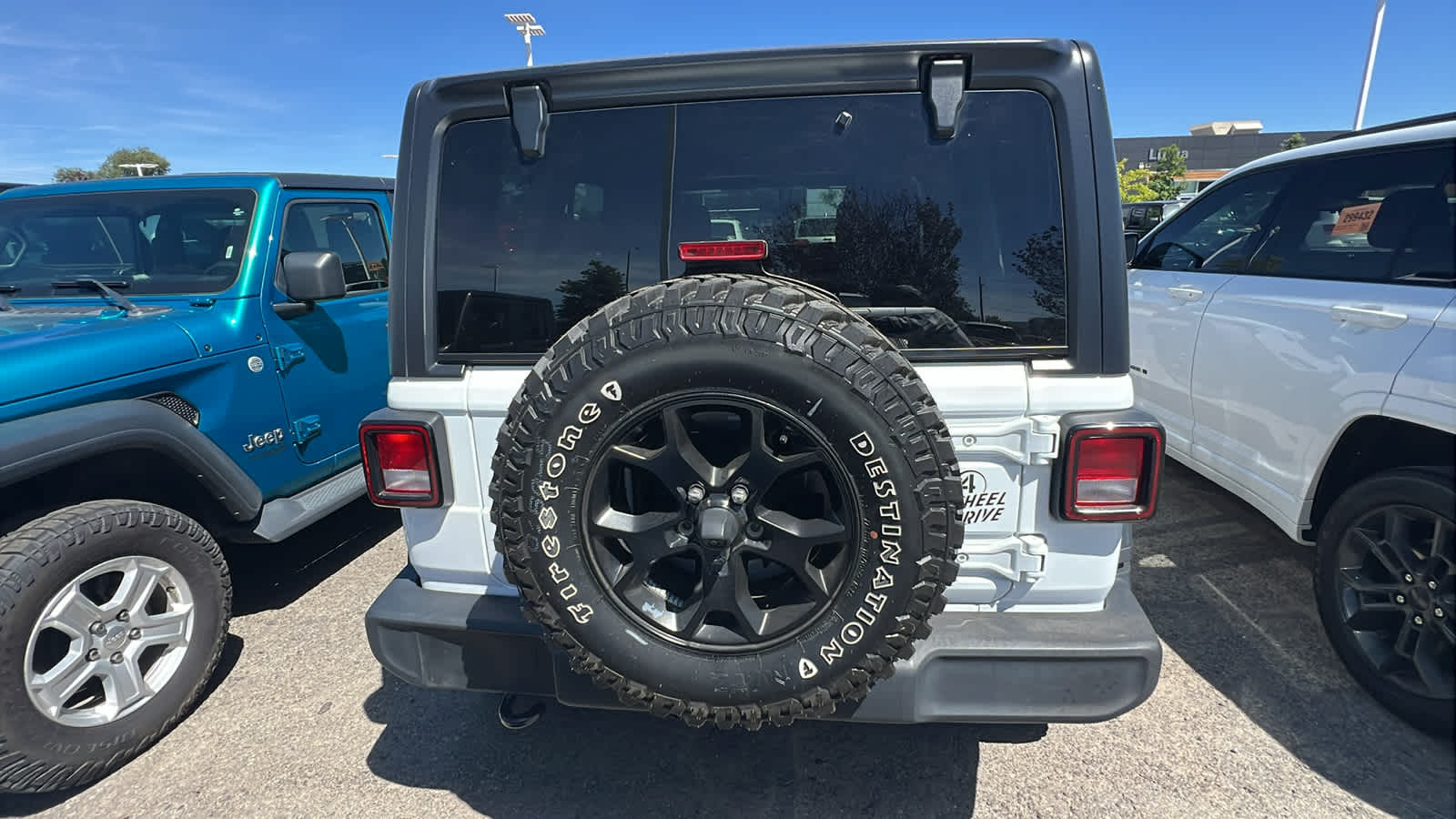 Thumbnail: 2021 Jeep Wrangler - 6