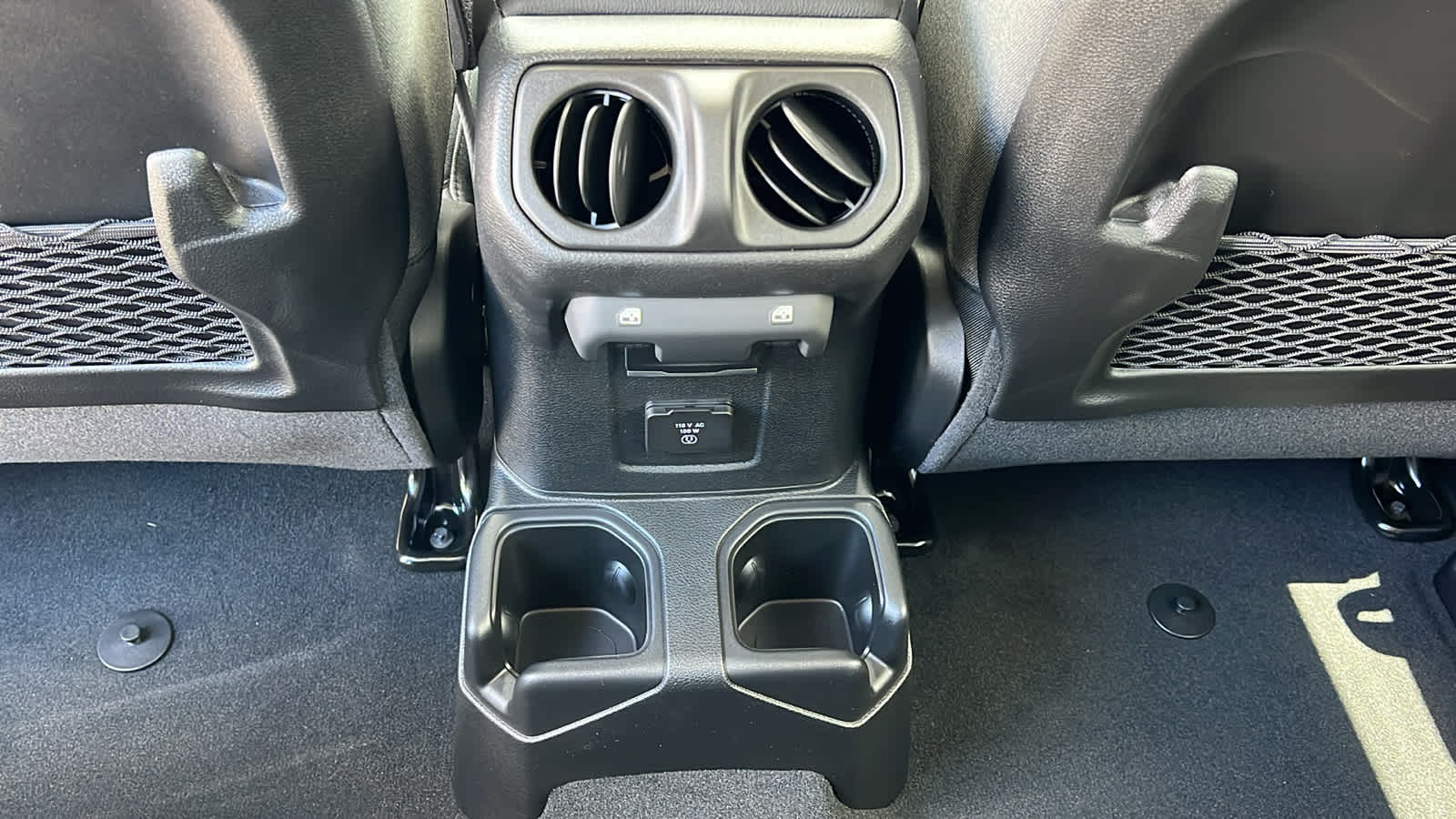 Thumbnail: 2026 Jeep Wrangler - 25