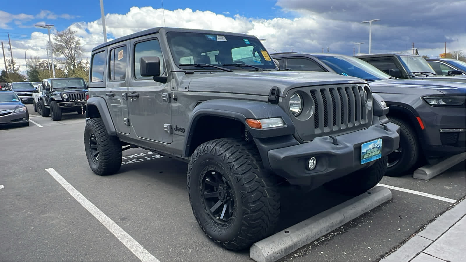 Thumbnail: 2023 Jeep Wrangler - 3