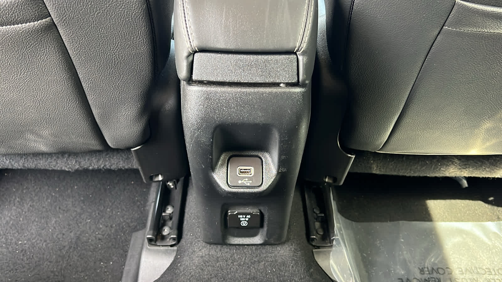 Thumbnail: 2019 Jeep Renegade - 25