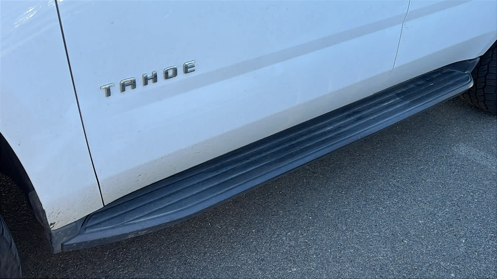 Thumbnail: 2017 Chevrolet Tahoe - 8
