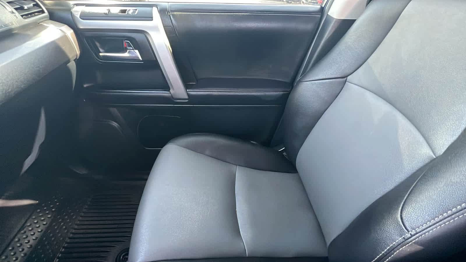 Thumbnail: 2021 Toyota 4Runner - 12