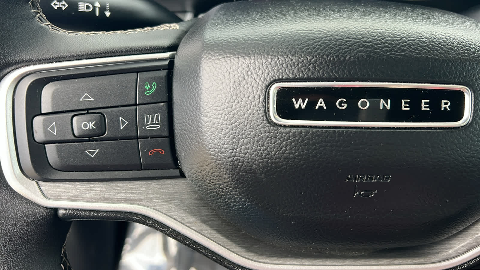 Thumbnail: 2025 Jeep Wagoneer - 19