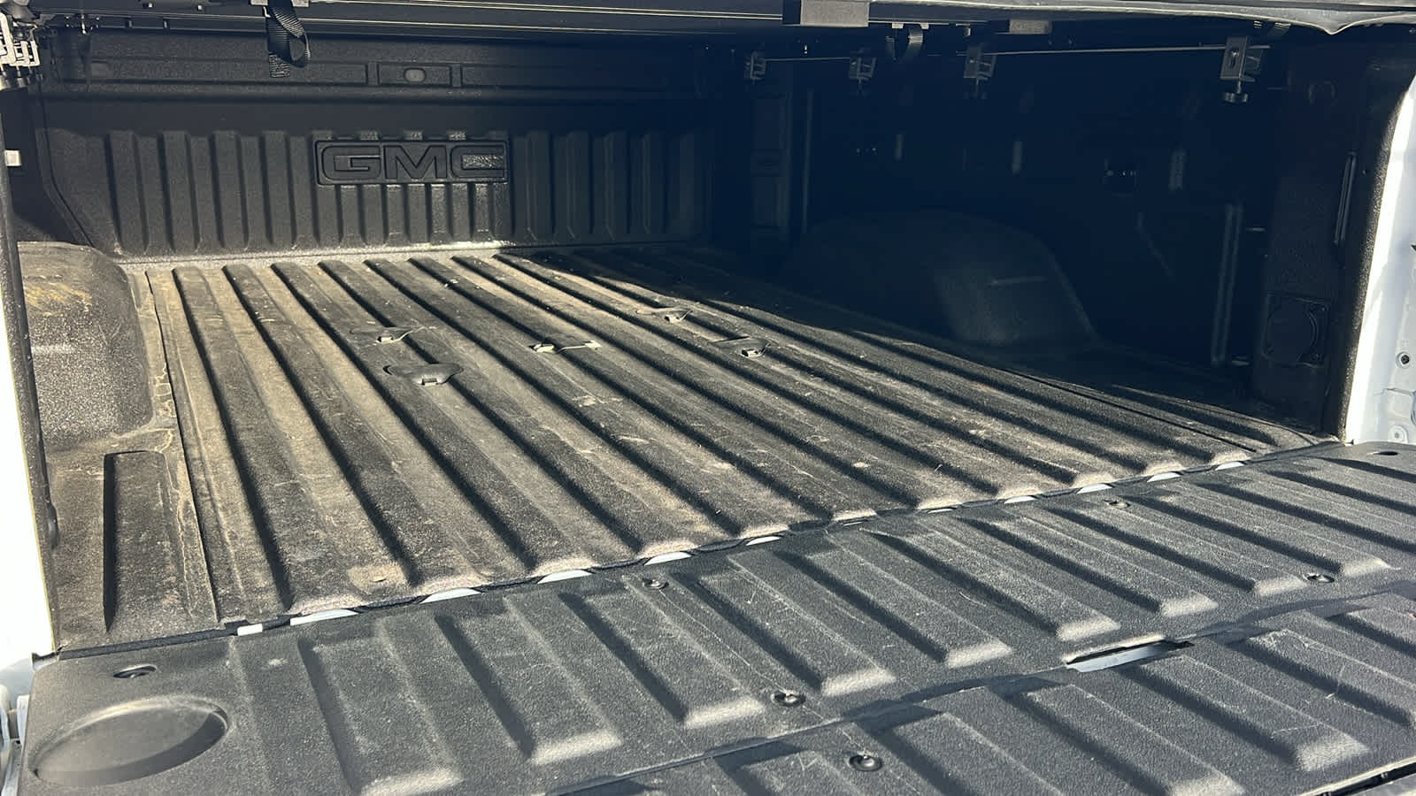 Thumbnail: 2021 GMC Sierra 2500 - 27