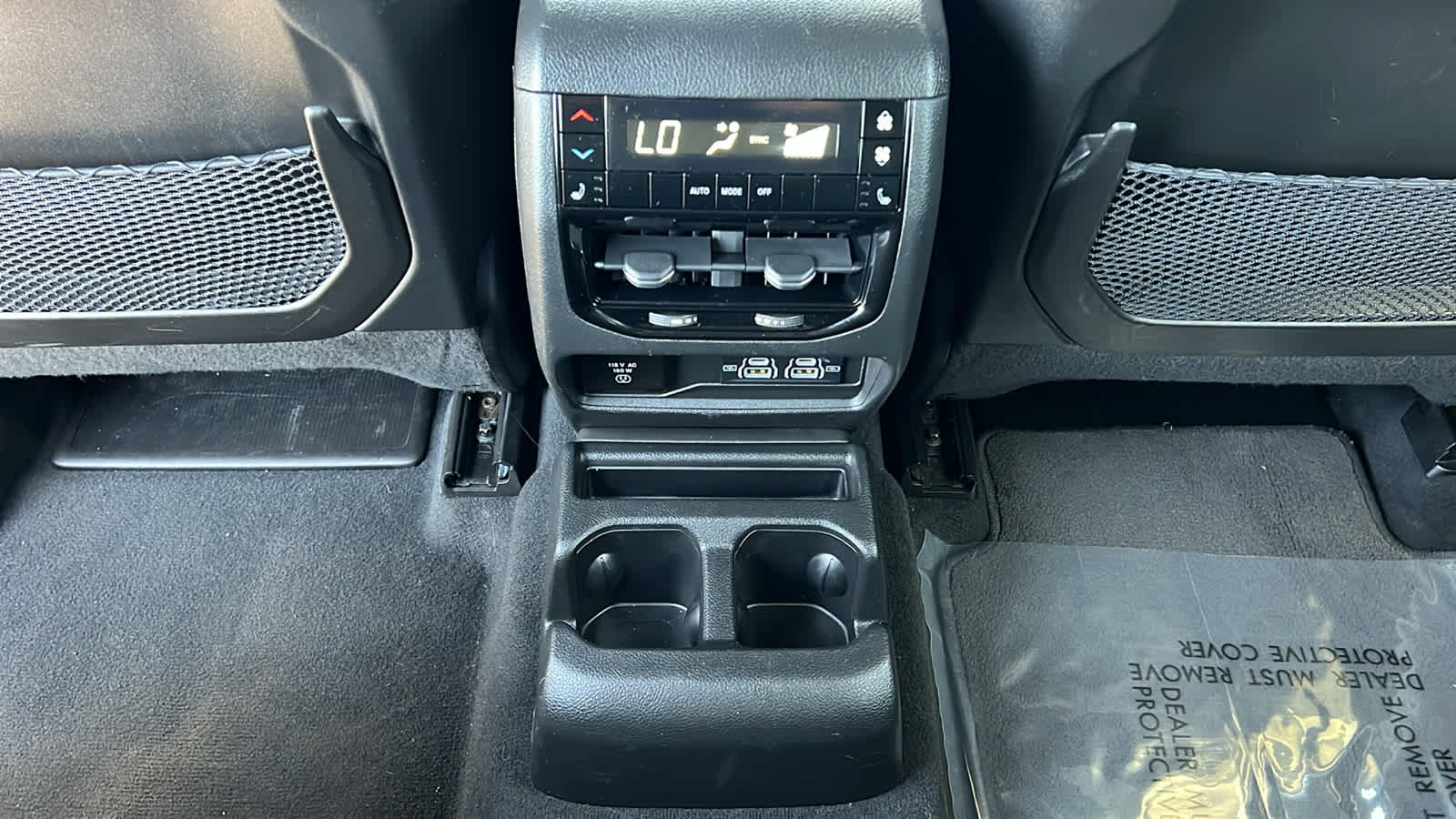 Thumbnail: 2024 Jeep Grand Cherokee L - 25