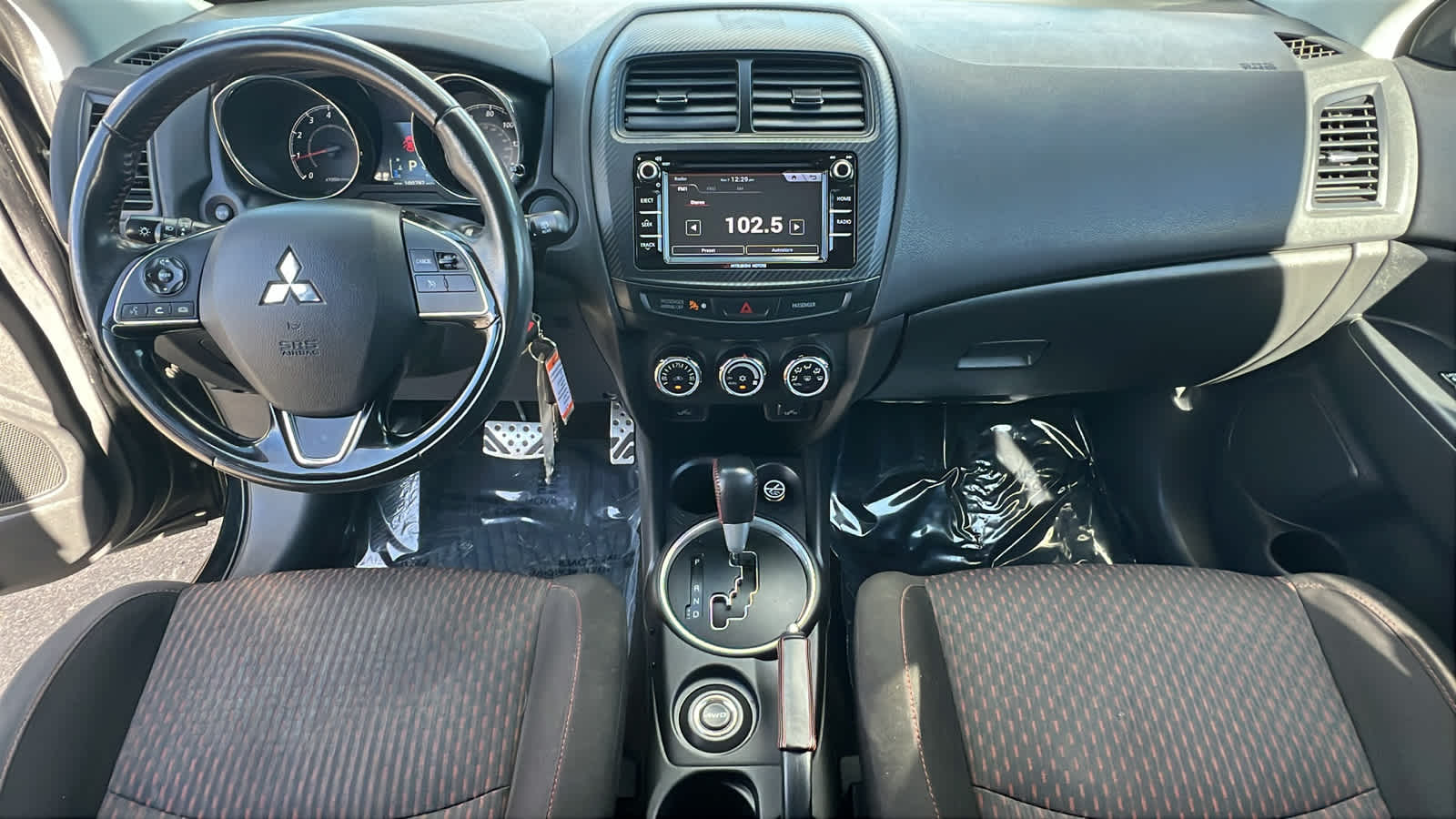 Thumbnail: 2017 Mitsubishi Outlander Sport - 26