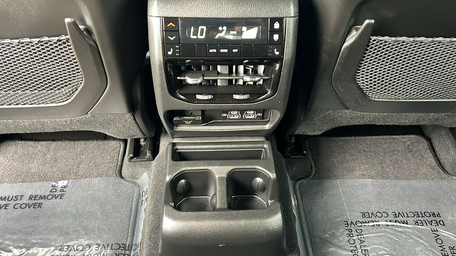 Thumbnail: 2025 Jeep Grand Cherokee L - 25