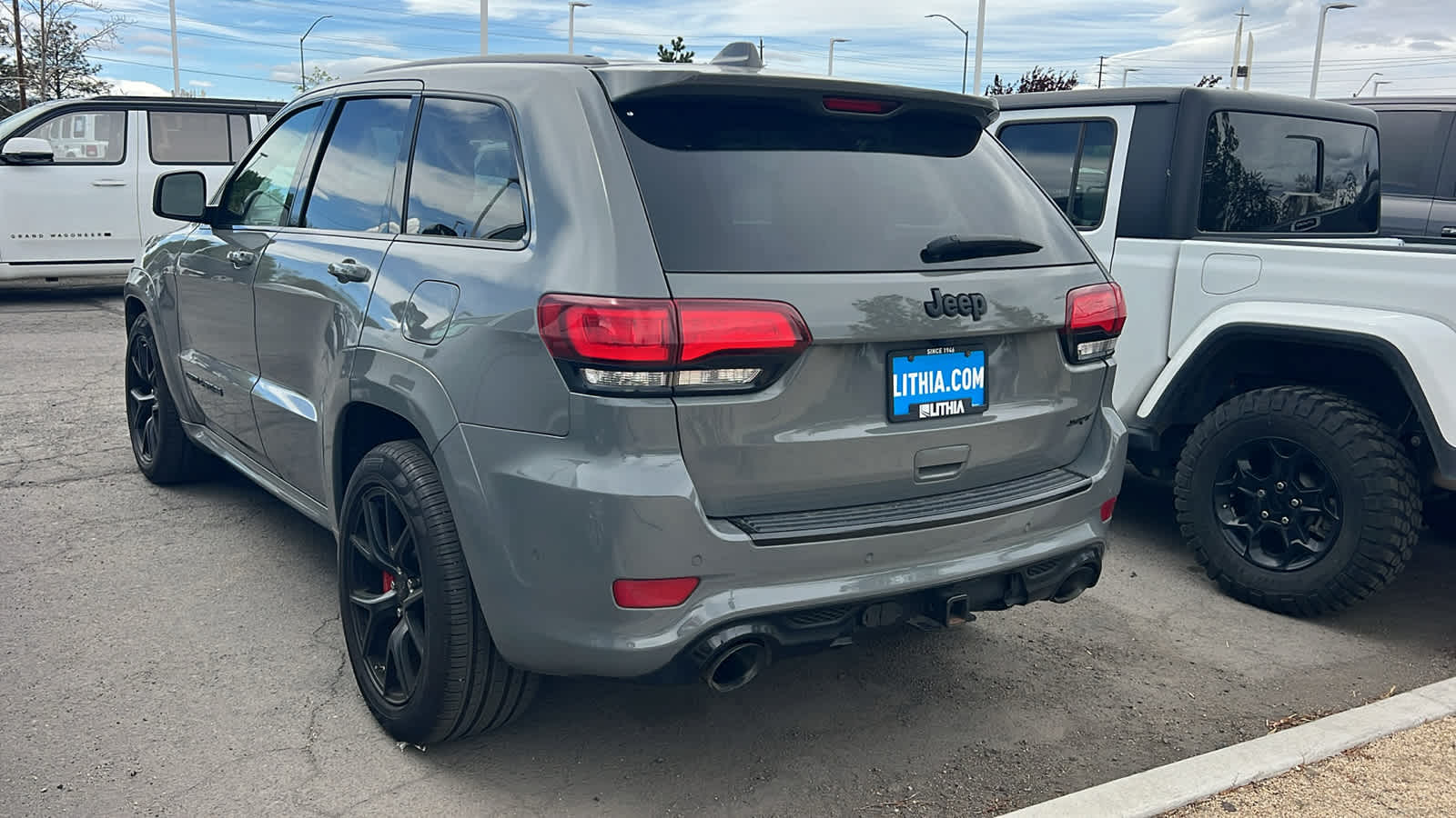 Thumbnail: 2020 Jeep Grand Cherokee - 7