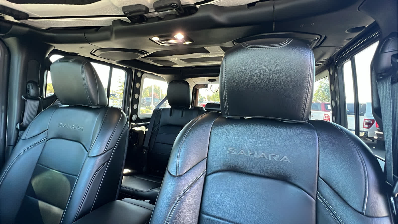 Thumbnail: 2022 Jeep Wrangler - 11