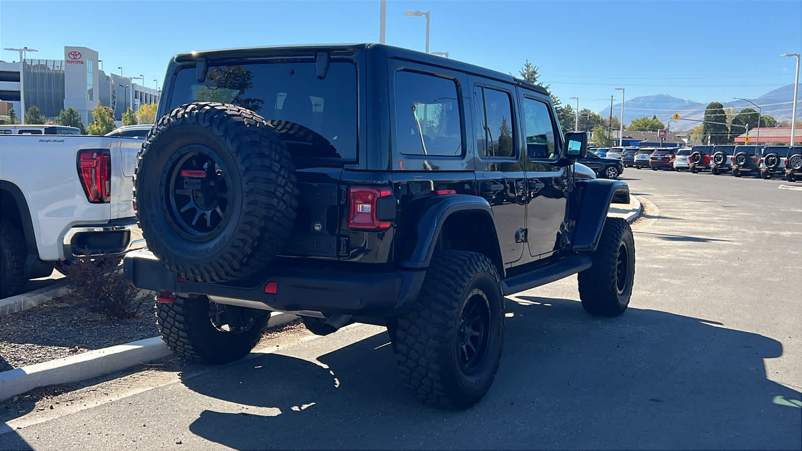 Thumbnail: 2020 Jeep Wrangler - 5
