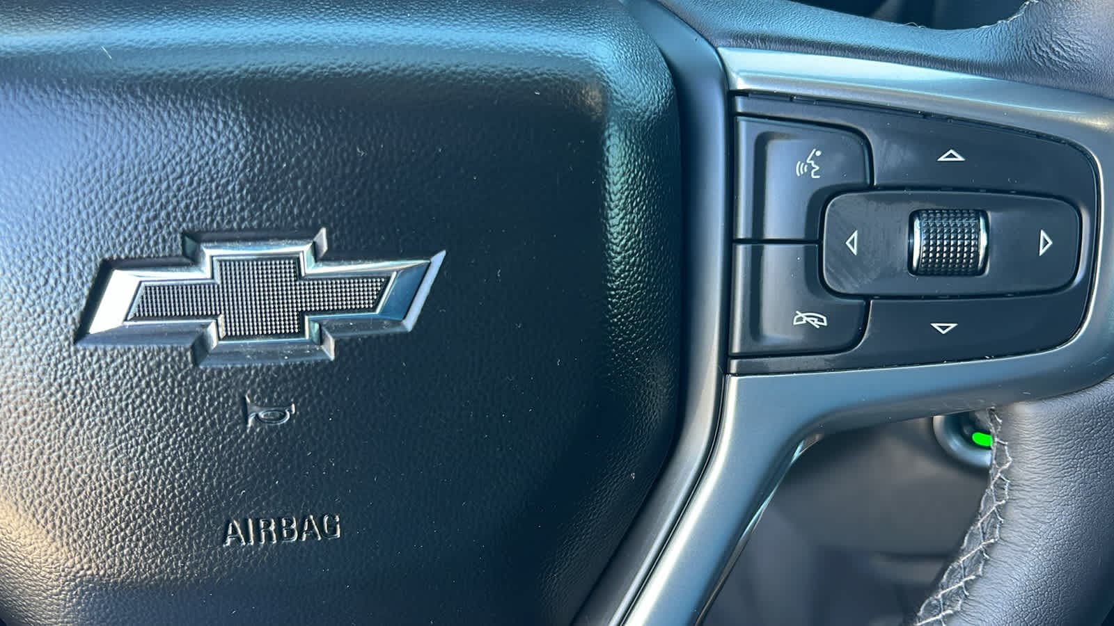 Thumbnail: 2022 Chevrolet Silverado 1500 - 20