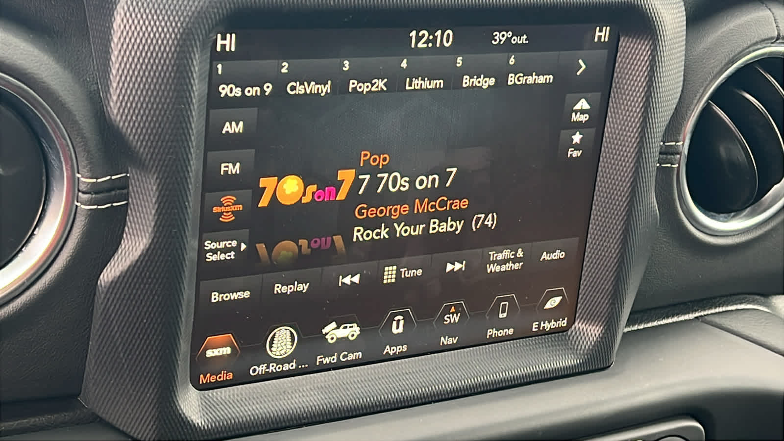 Thumbnail: 2023 Jeep Wrangler - 15