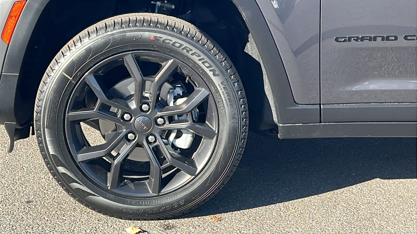 Thumbnail: 2025 Jeep Grand Cherokee - 9