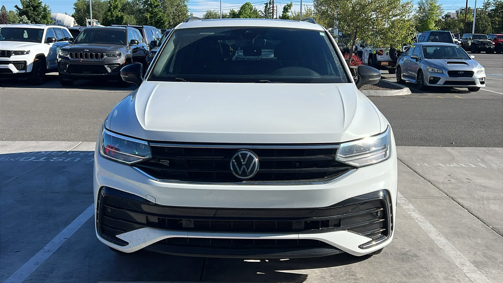 Thumbnail: 2022 Volkswagen Tiguan - 2