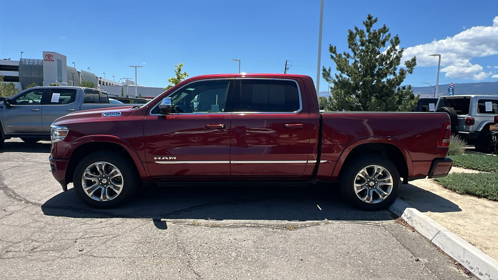 Thumbnail: 2023 RAM 1500 - 8