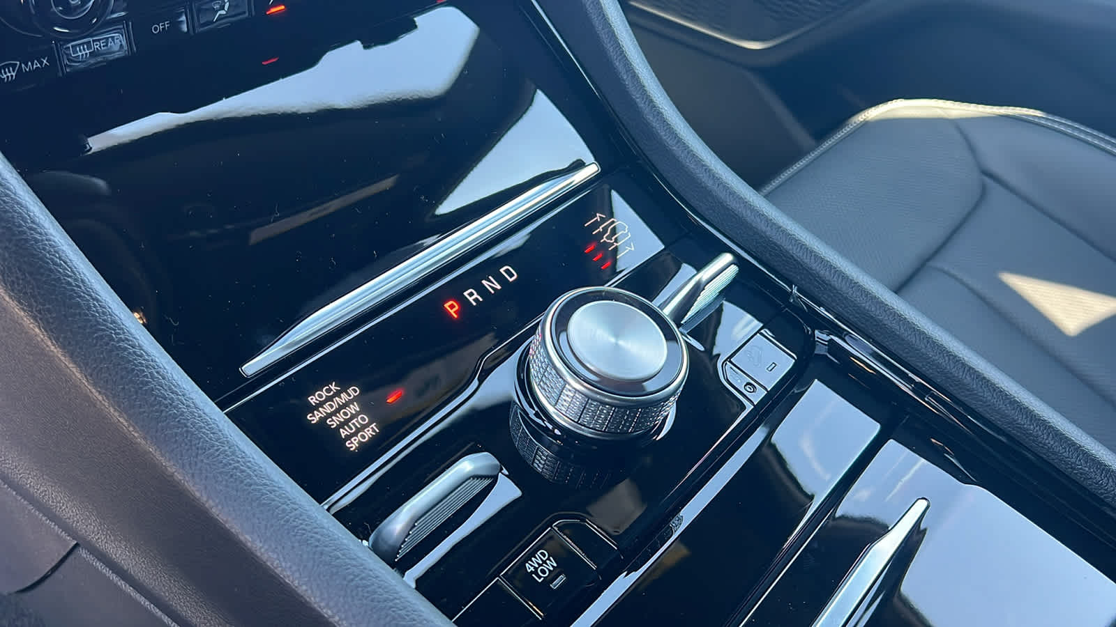 Thumbnail: 2025 Jeep Grand Cherokee L - 13