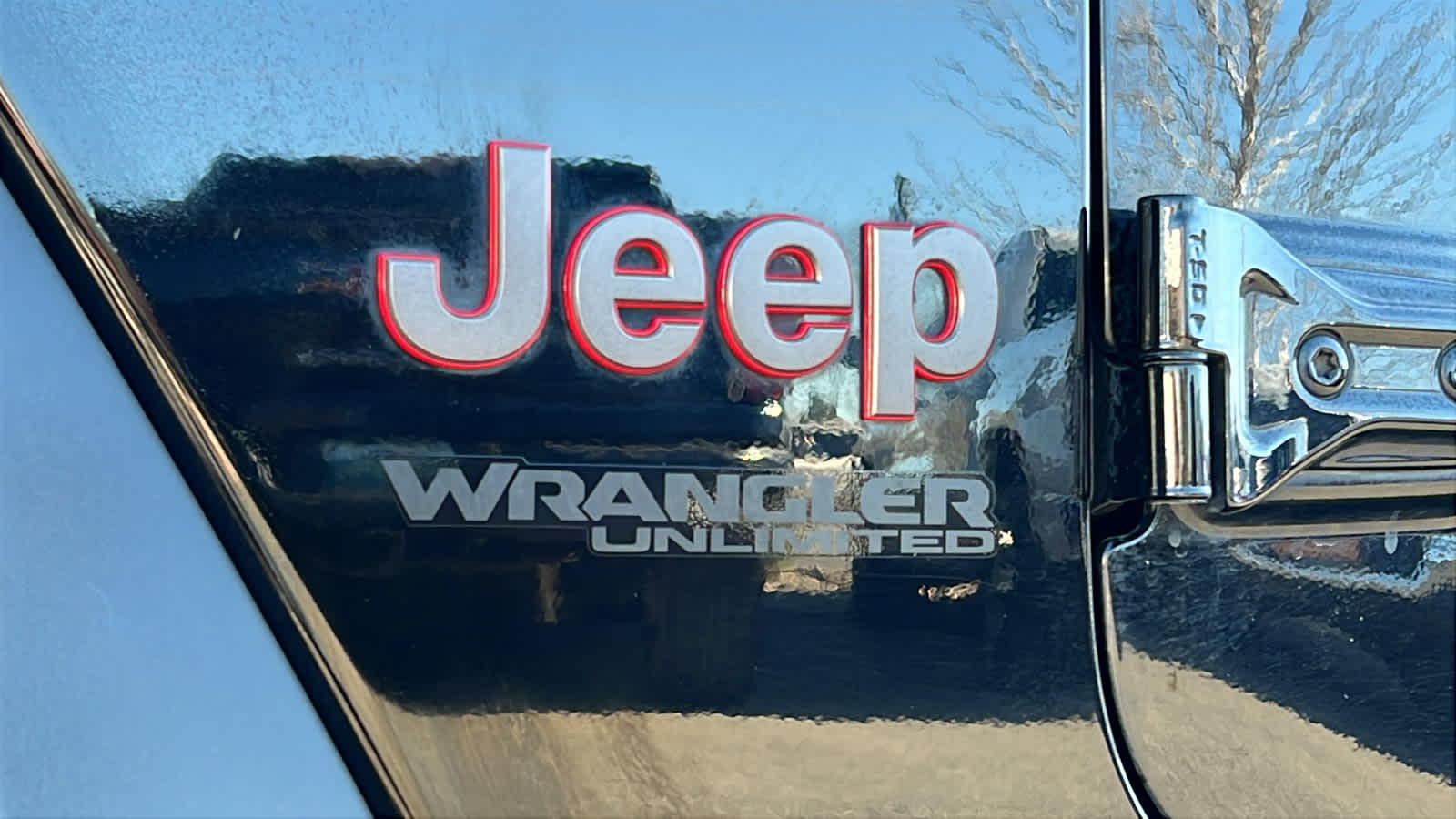 Thumbnail: 2021 Jeep Wrangler - 28