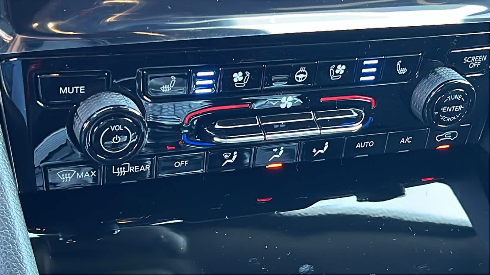 Thumbnail: 2025 Jeep Grand Cherokee L - 14