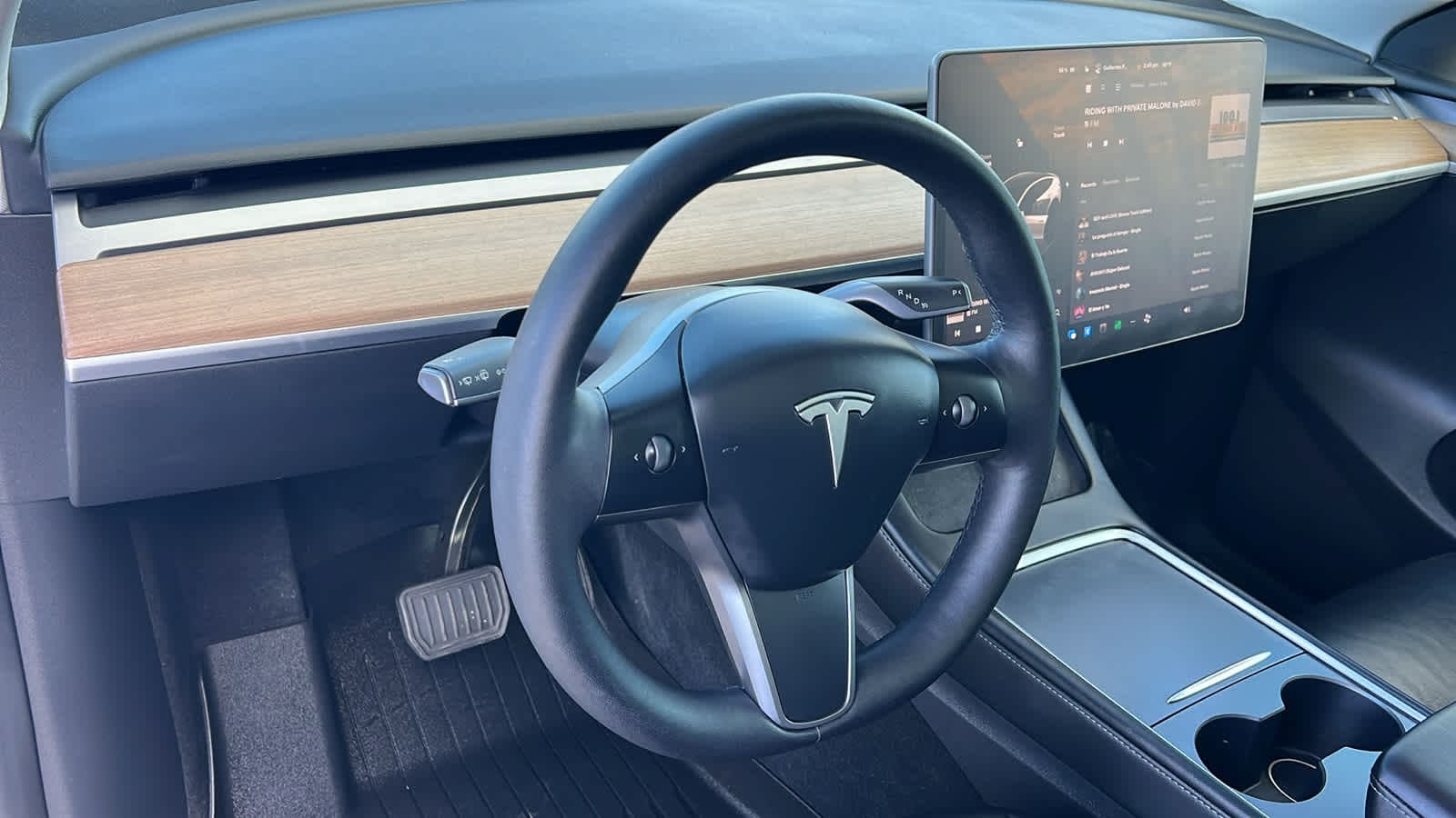 Thumbnail: 2023 Tesla Model Y - 10