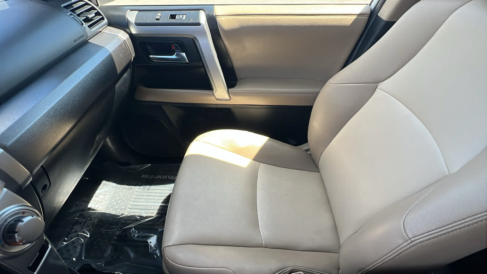 Thumbnail: 2019 Toyota 4Runner - 12