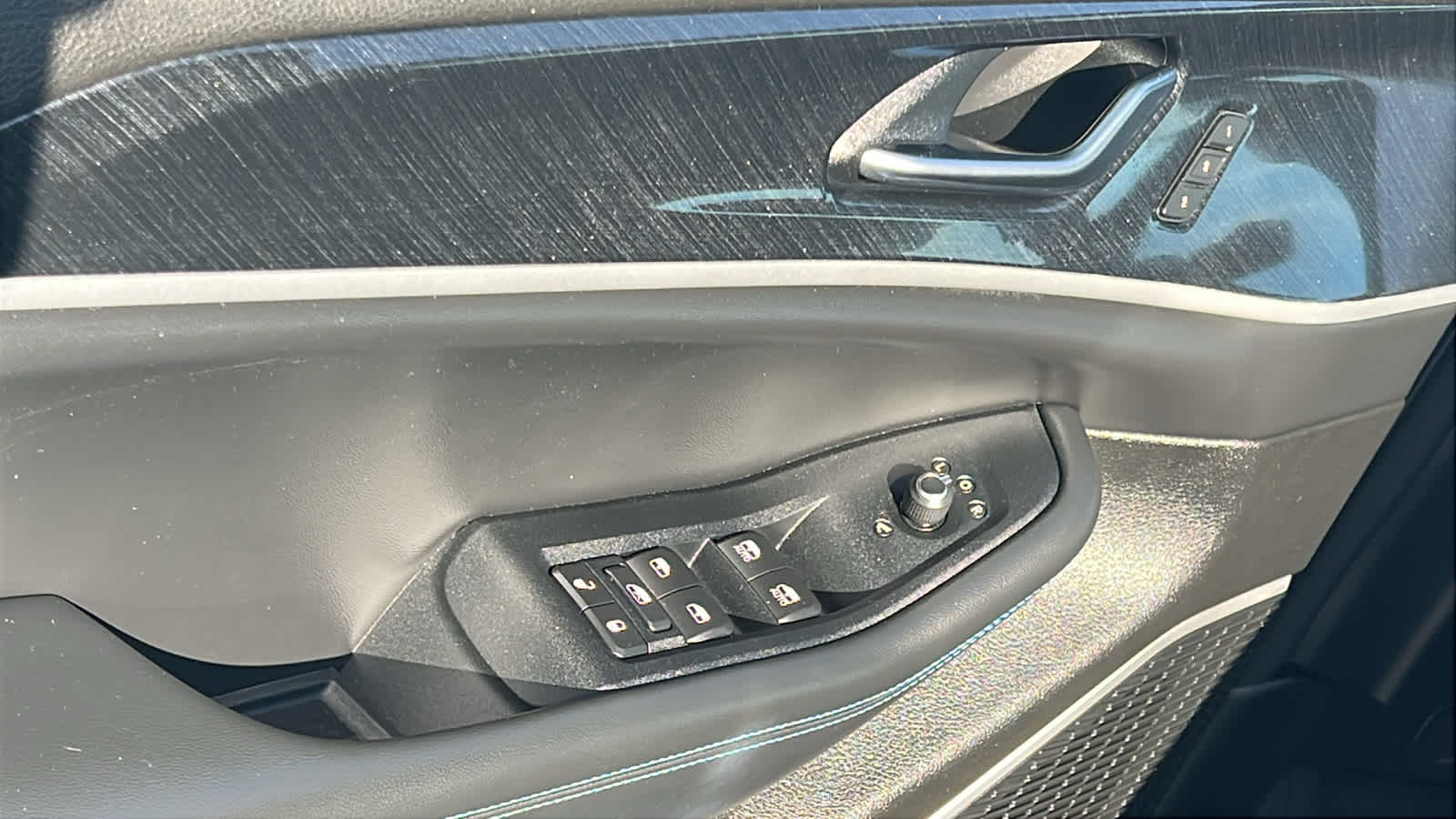 Thumbnail: 2022 Jeep Grand Cherokee - 22