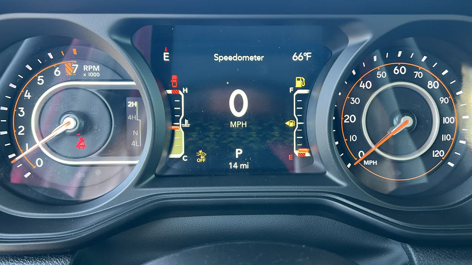 Thumbnail: 2026 Jeep Gladiator - 21