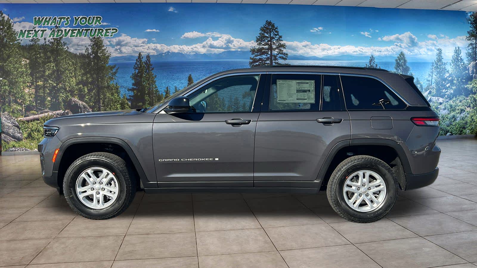 Thumbnail: 2025 Jeep Grand Cherokee - 8