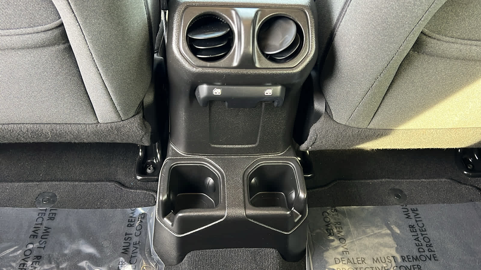 Thumbnail: 2024 Jeep Wrangler - 25