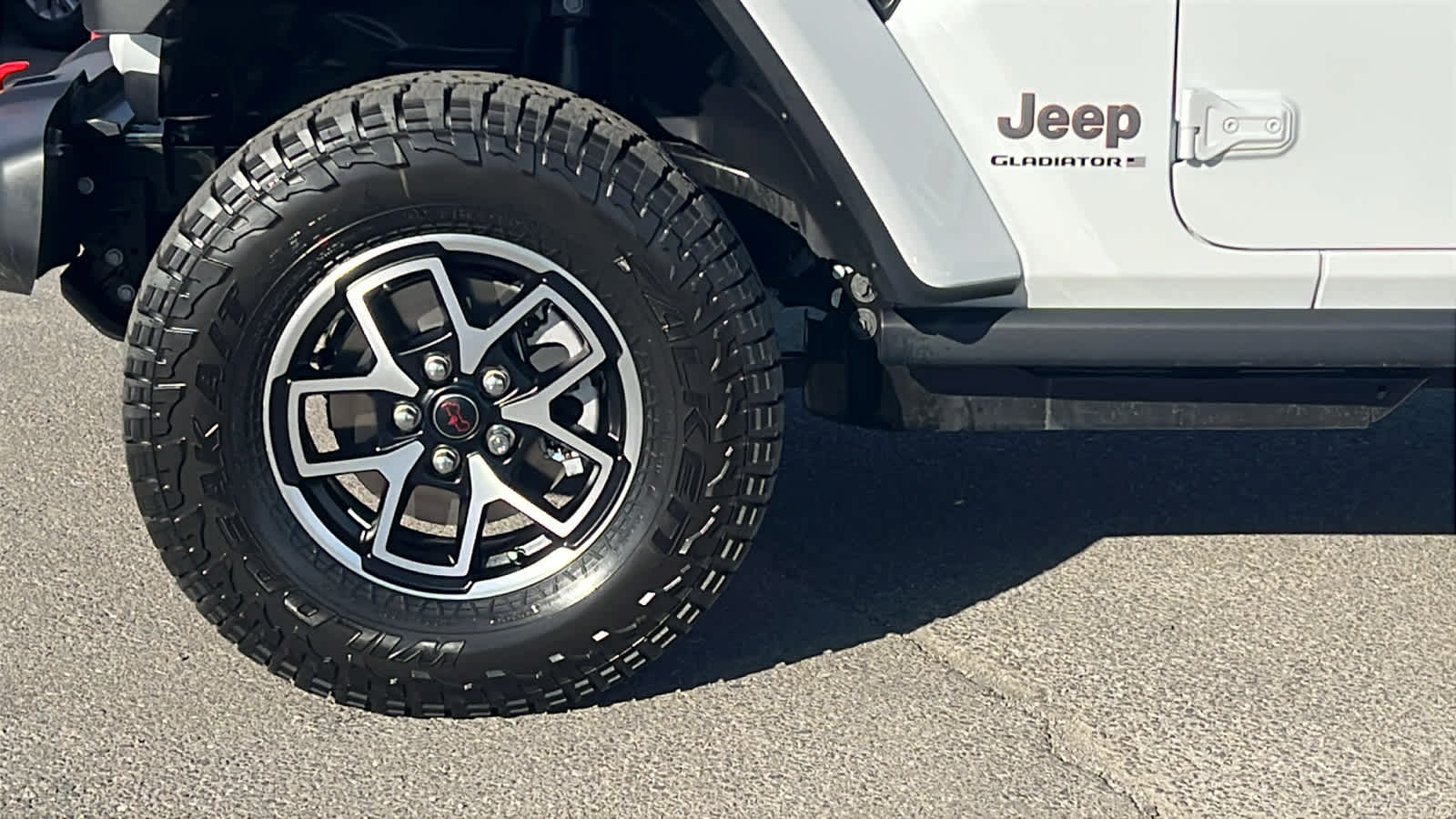 Thumbnail: 2026 Jeep Gladiator - 9