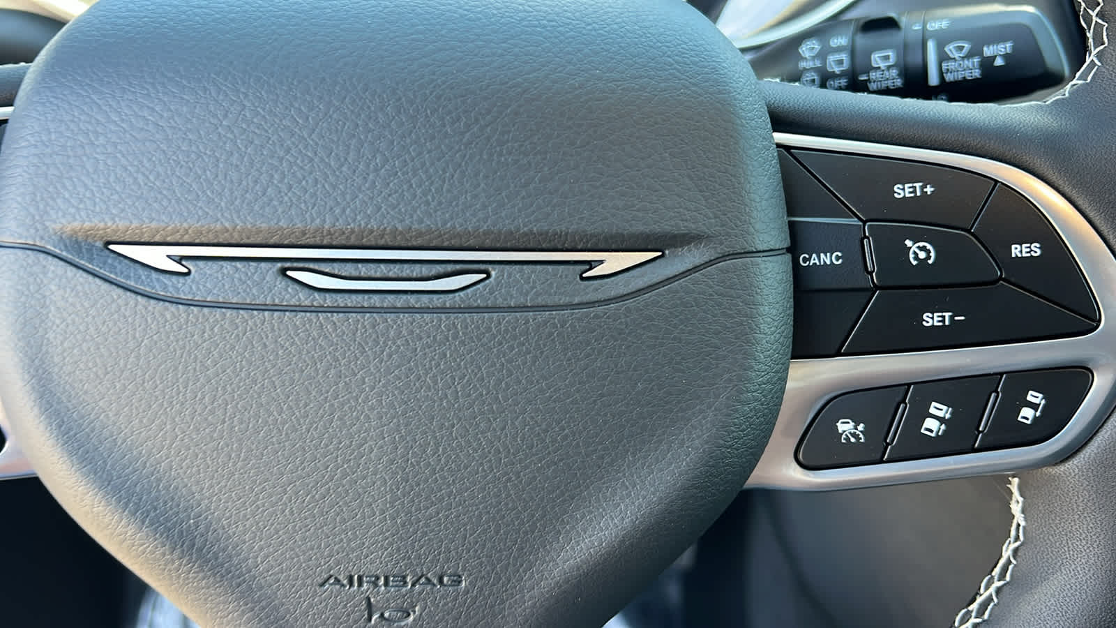 Thumbnail: 2027 Chrysler Pacifica - 20