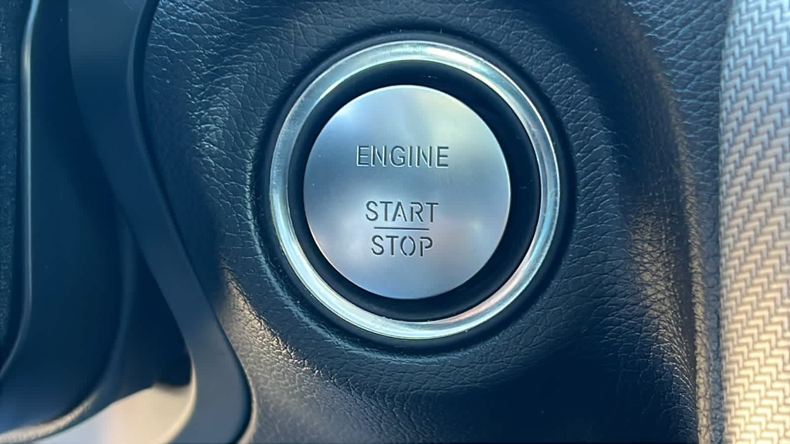 Thumbnail: 2017 Mercedes-Benz SLC - 17