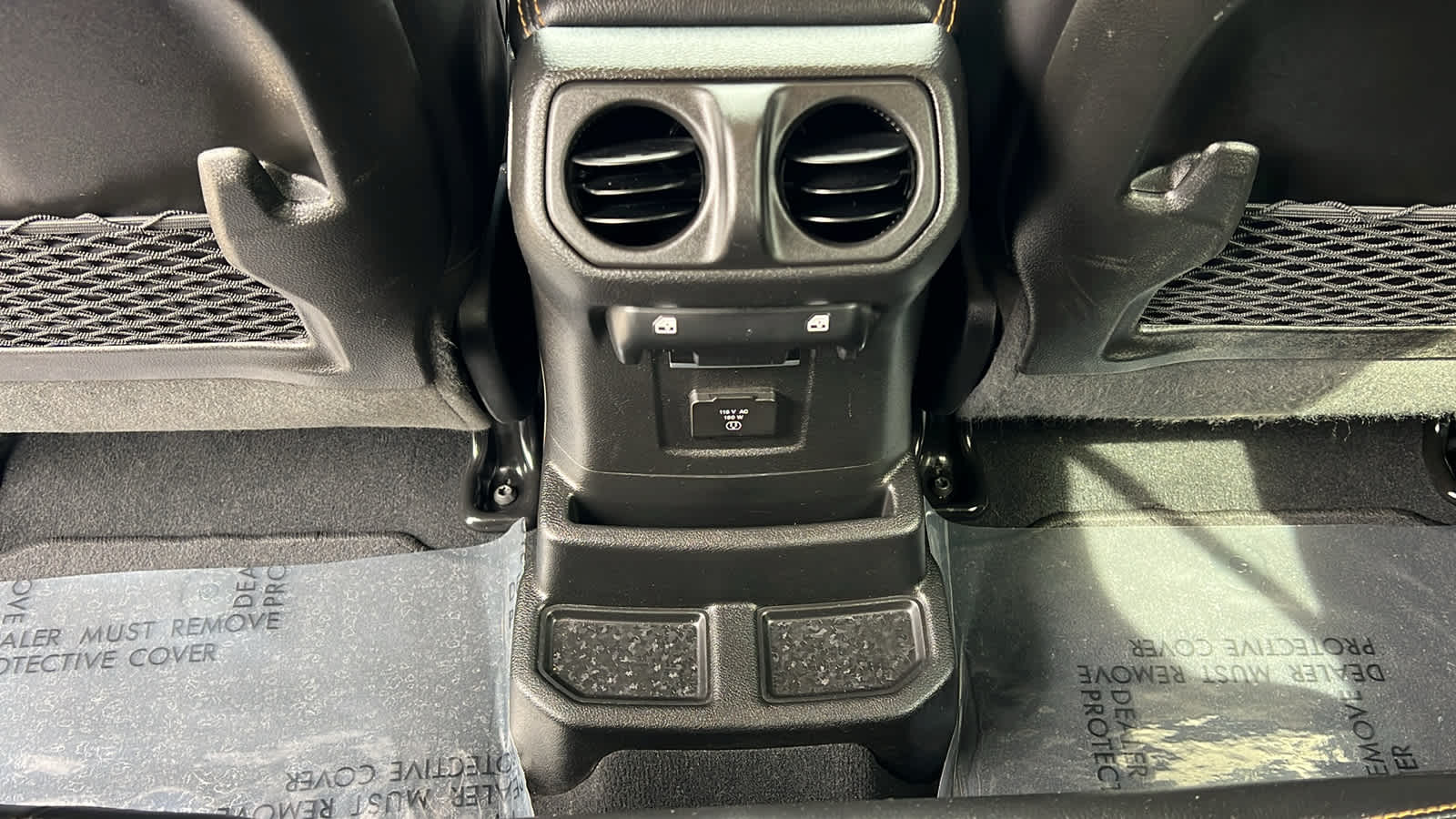 Thumbnail: 2024 Jeep Wrangler - 25