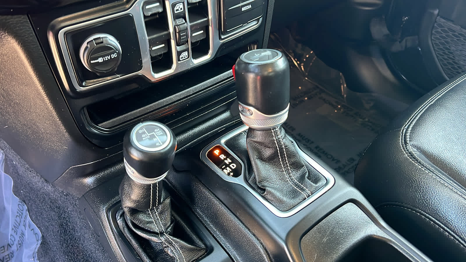 Thumbnail: 2021 Jeep Wrangler - 13