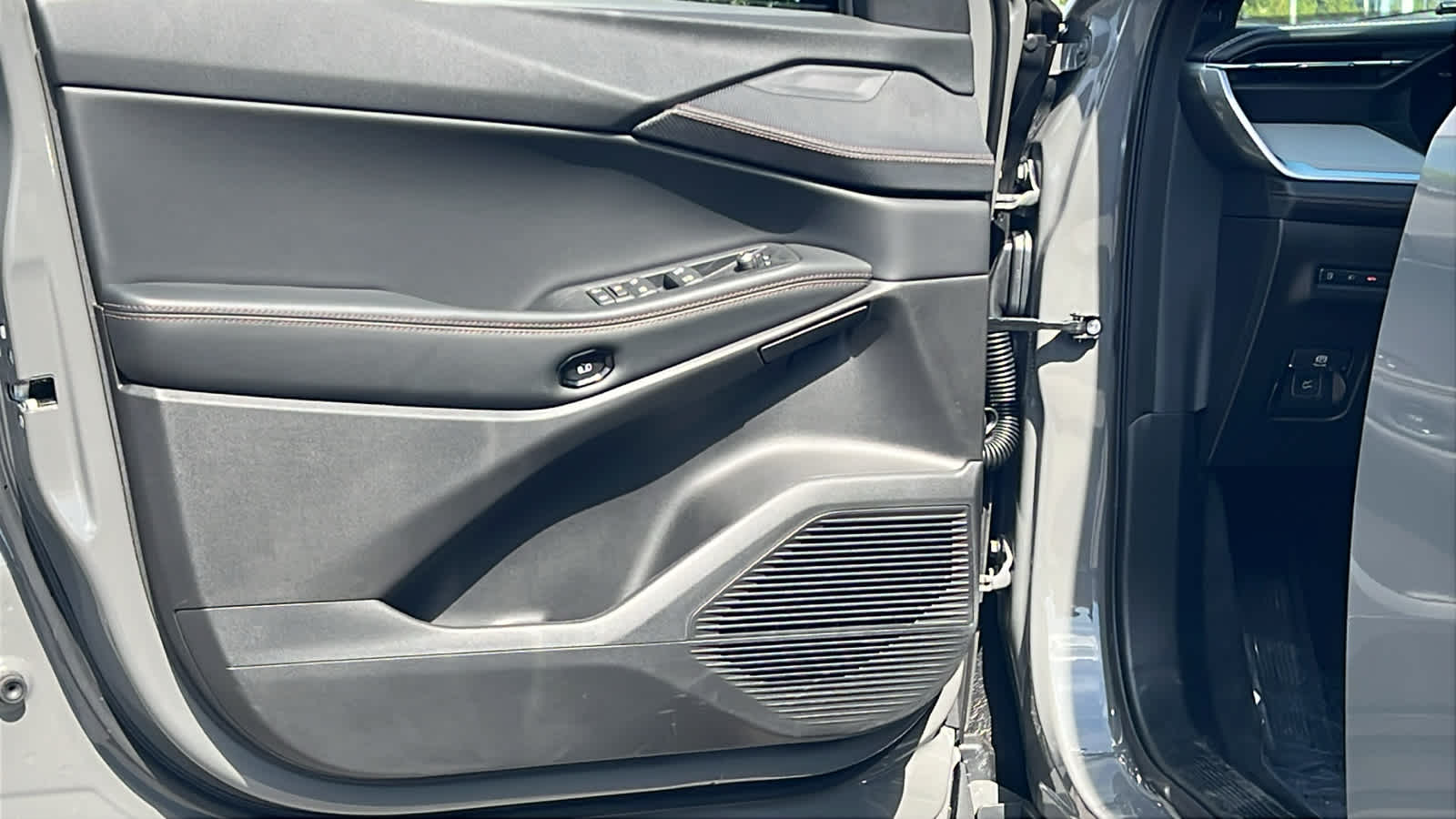 Thumbnail: 2026 Jeep Cherokee - 23