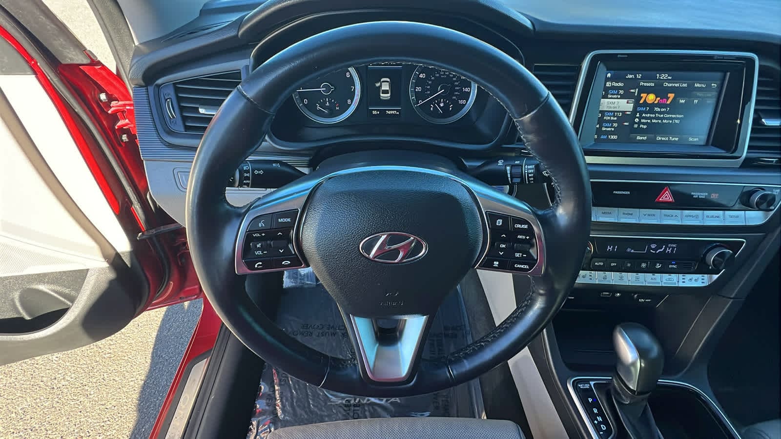 Thumbnail: 2018 Hyundai Sonata - 18