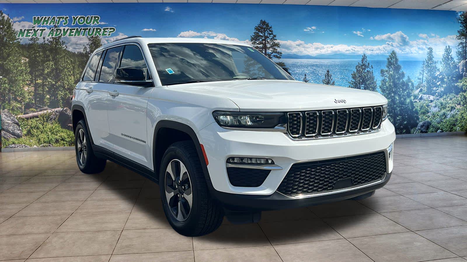 Thumbnail: 2024 Jeep Grand Cherokee - 3