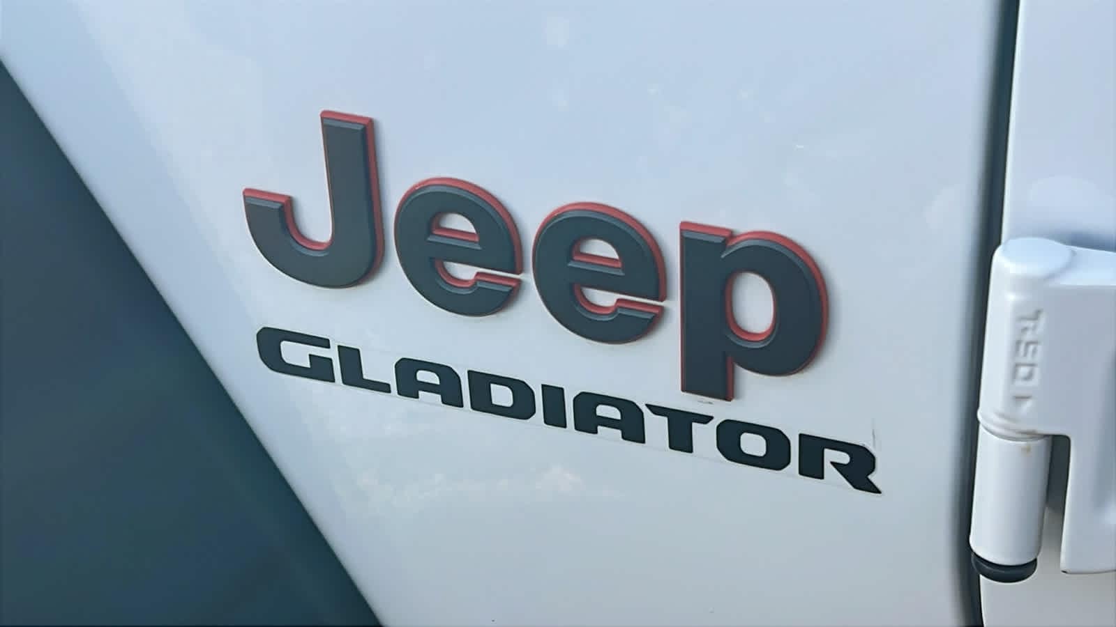 Thumbnail: 2021 Jeep Gladiator - 7