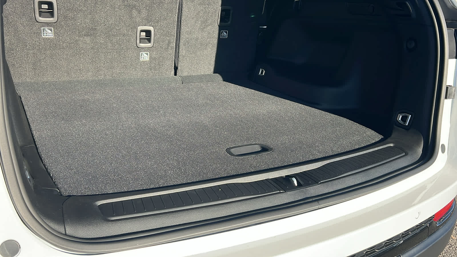 Thumbnail: 2025 Jeep Grand Cherokee - 27