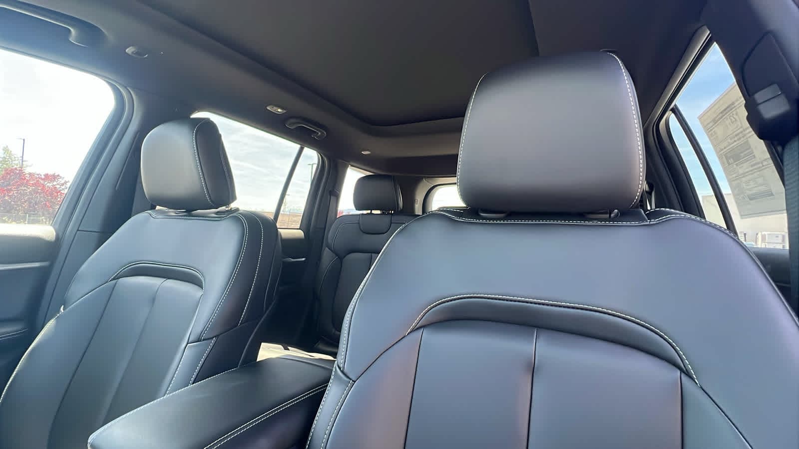 Thumbnail: 2026 Jeep Grand Cherokee - 11