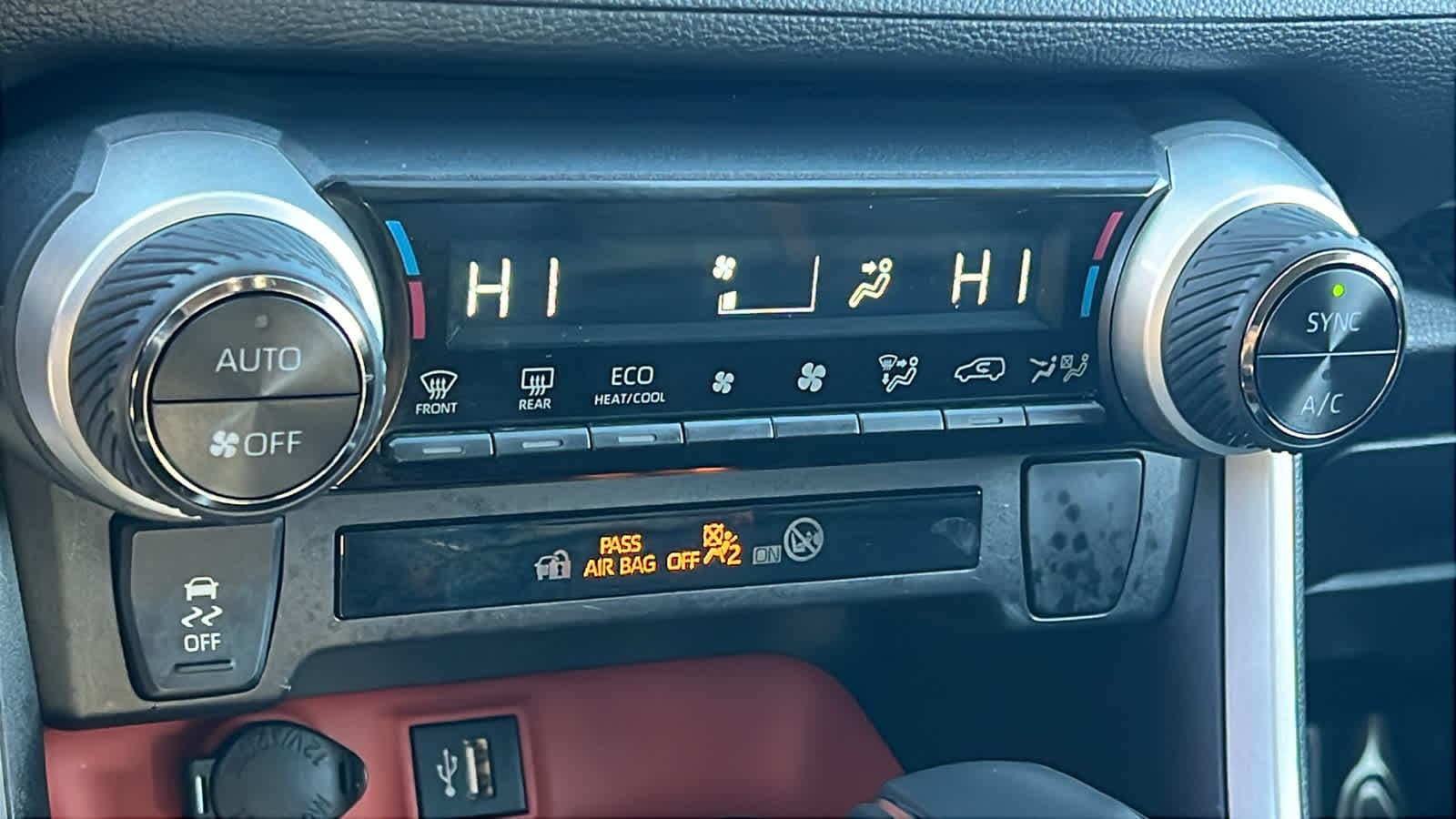 Thumbnail: 2024 Toyota RAV4 - 14