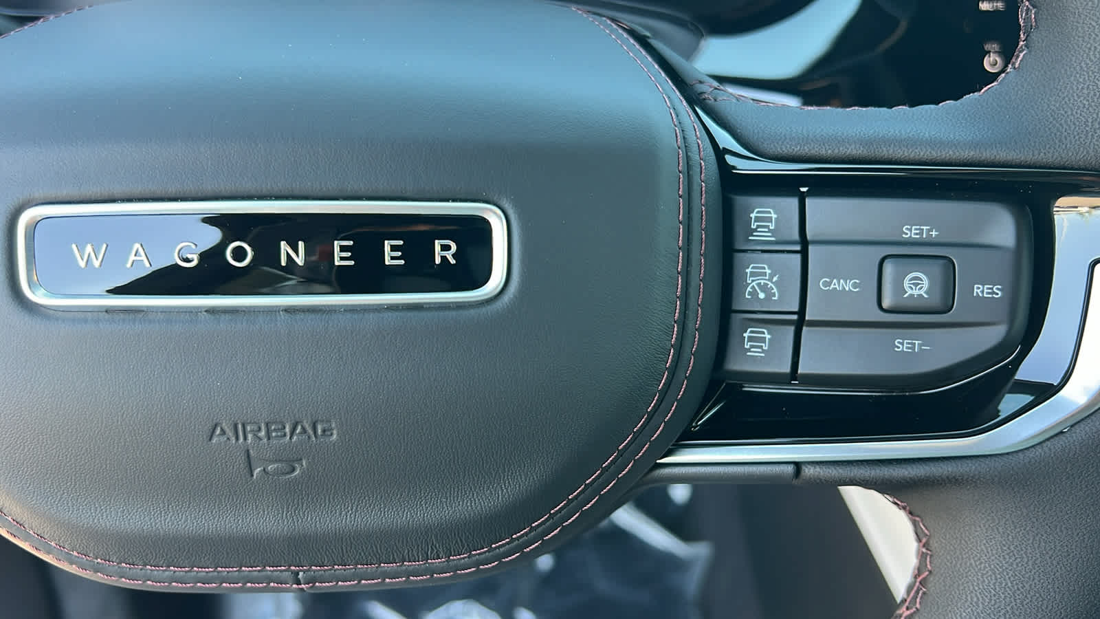 Thumbnail: 2025 Jeep Wagoneer S - 20