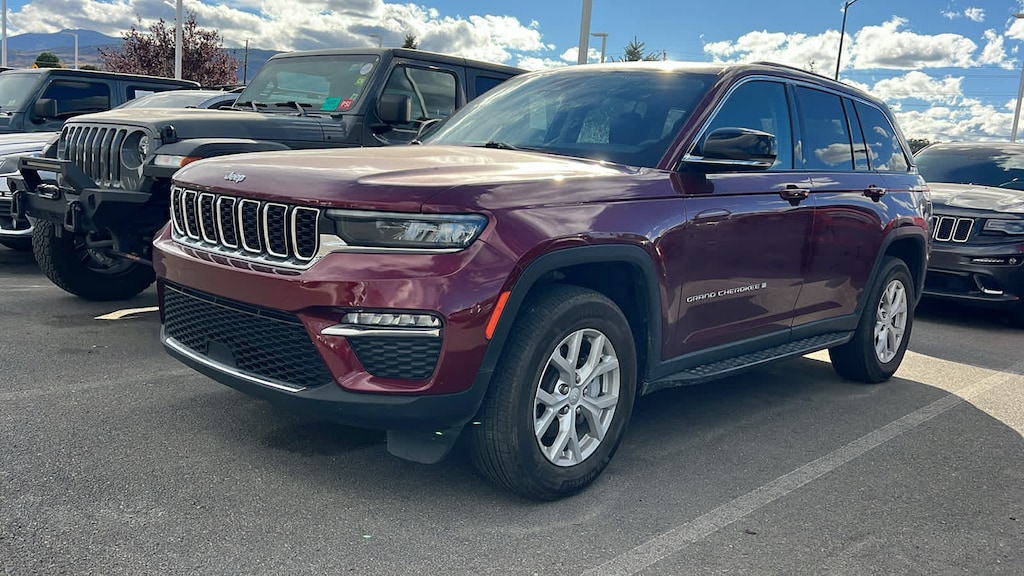 Used 2023 Jeep Grand Cherokee Limited SUV