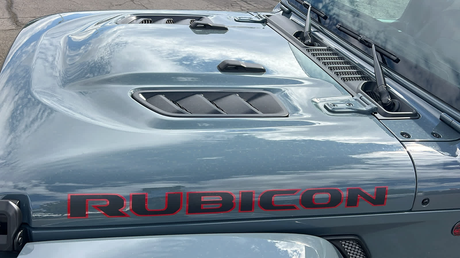 Thumbnail: 2025 Jeep Gladiator - 31