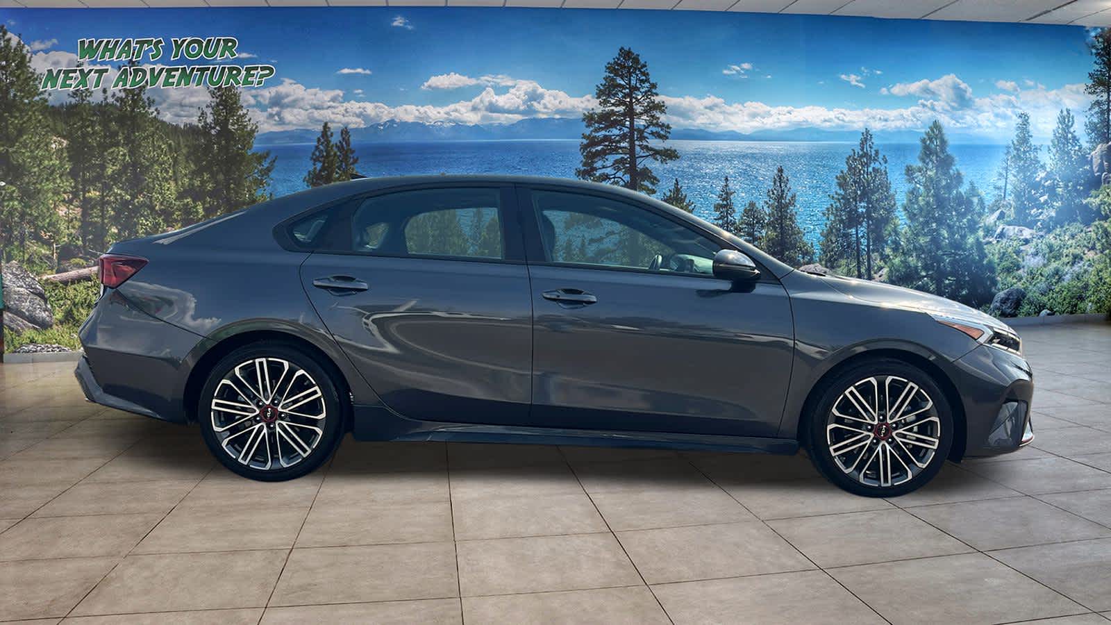 Thumbnail: 2024 Kia Forte - 4