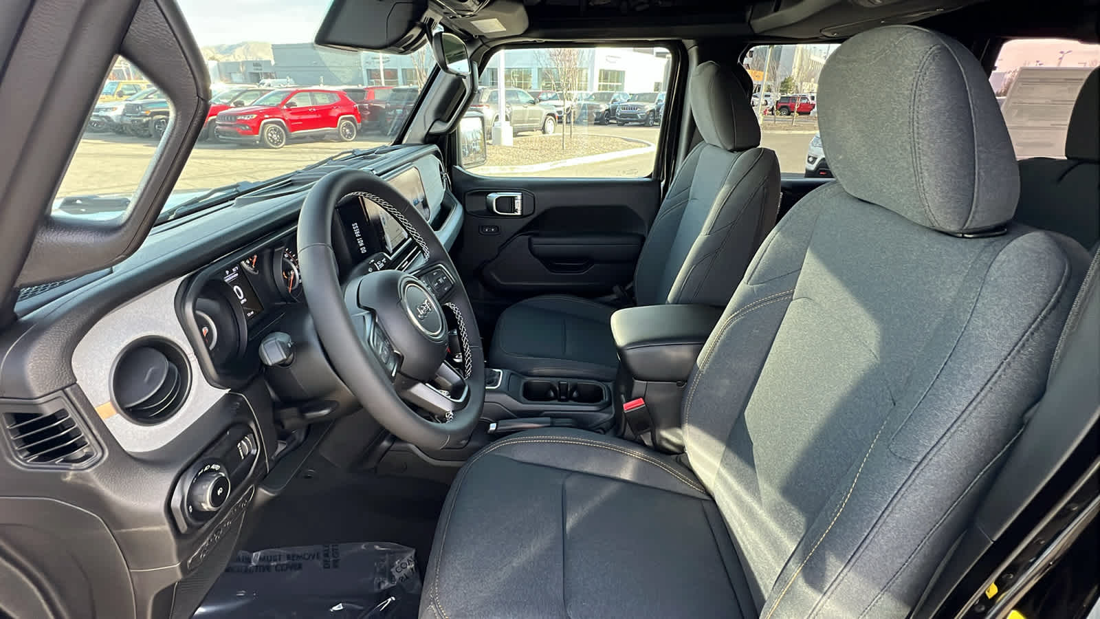 Thumbnail: 2025 Jeep Wrangler - 11