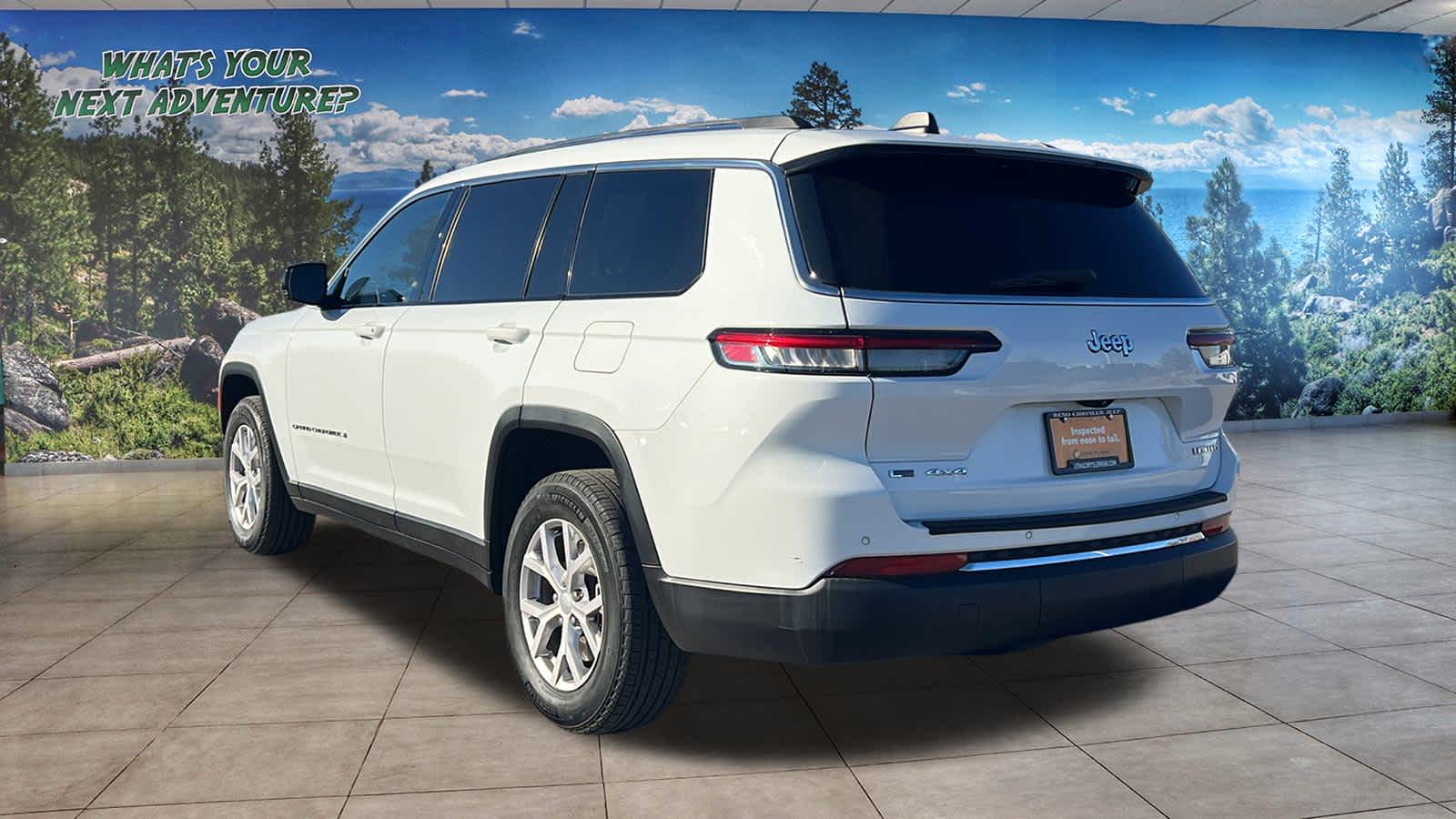 Thumbnail: 2013 Jeep Grand Cherokee - 7