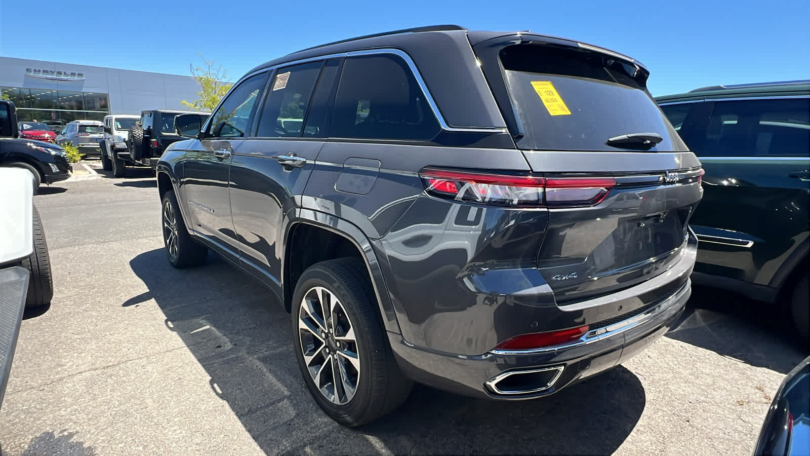 Thumbnail: 2023 Jeep Grand Cherokee - 7