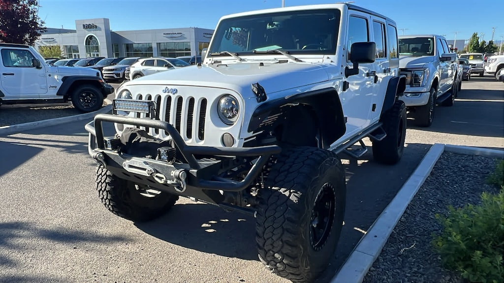 Used 2015 Jeep Wrangler Unlimited Rubicon SUV