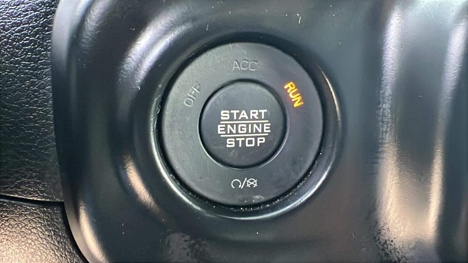 Thumbnail: 2023 Jeep Wrangler - 17